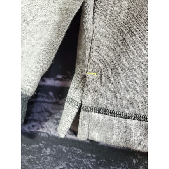 Tommy Bahama Sweatshirt Size Medium Gray Logo Pullover Long Sleeve Round‎ Neck - Picture 5 of 11